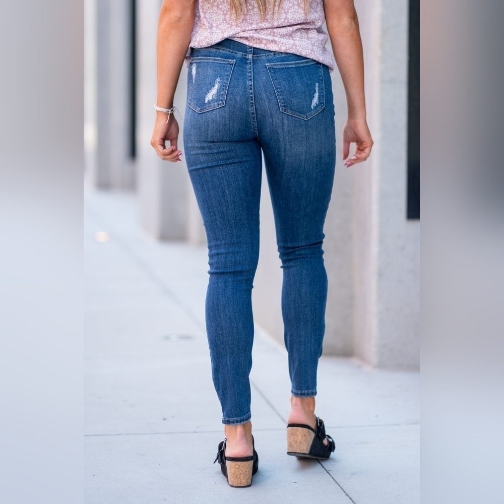 🔥NWT Judy Blue Madelyn High Rise Button Fly Skinny, Size 22W - Picture 3 of 12